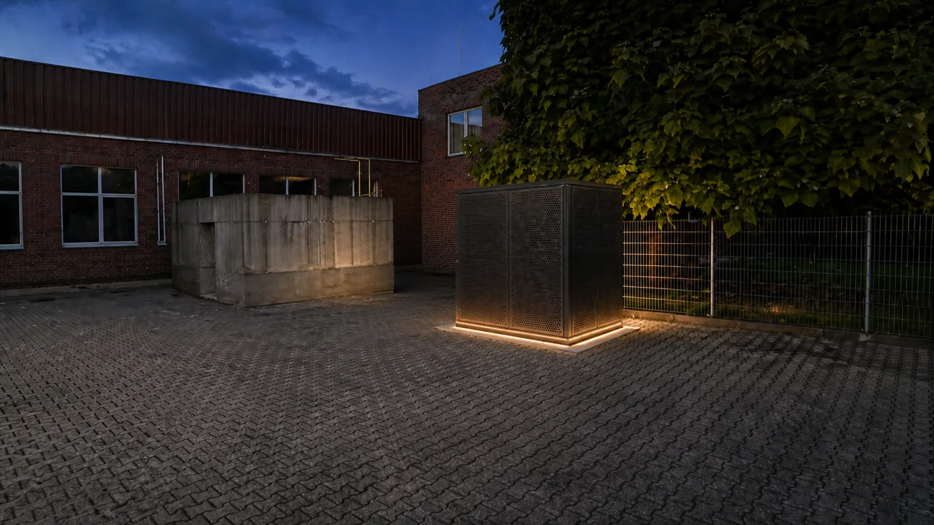 Das 2-m²-System — Outdoor-Speichereinheit mit vier Stunden Entladedauer